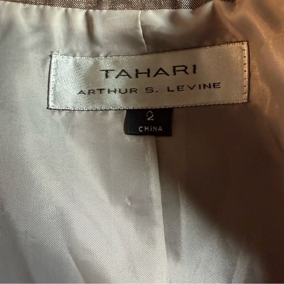 Tahari Light Brown Linen Blend Blazer size 2 - Picture 5 of 7